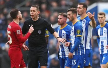 فريق "قذر".. لجنة الحكام توقف الحكم ديفيد كوت لسبه ليفربول