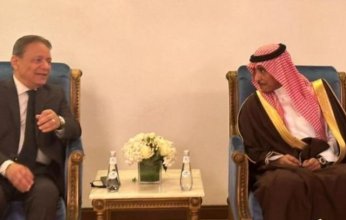 رئيس "الأعلى للإعلام" يهنئ وزير الإعلام السعودي بنجاح القمة العربية الإسلامية