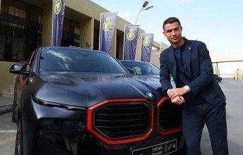 بمواصفات غير تقليدية.. رونالدو يكشف عن أحدث سيارته ويصدم الجمهور بسعرها