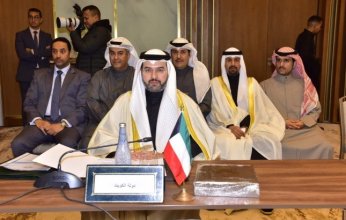 رئيس الطيران المدني الكويتي يدعو إلى تطوير قطاع الطيران العربي لتحقيق تطلعات الدول الاعضاء