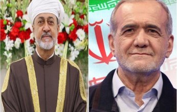 الرئيس الإيراني يتسلم رسالة خطية من سلطان عمان لتعزيز العلاقات الثنائية