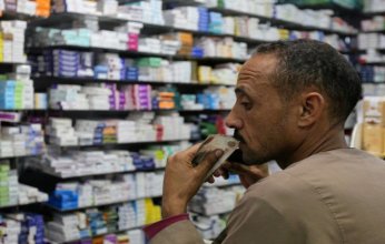 لماذا وضعت "الصحة العالمية" مصر في "المنطقة الحمراء".. رئيس شعبة الأدوية يوضح الأسباب ويوجه تحذيراً للمصريين