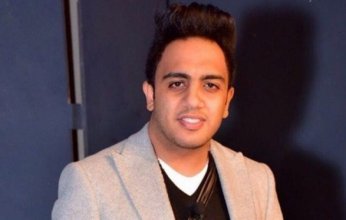 شاهد.. أوس أوس ينشر صورة برفقة والدة رونالدو وسط تفاعل نجوم الفن