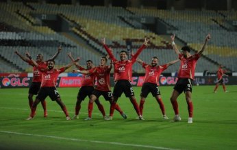 بالصور.. الأهلي يلحق بالمصري أول هزيمة في الدوري المصري بثنائية نظيفة