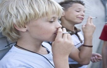 دراسة حديثة: التدخين في الطفولة والمراهقة يزيد خطر الإصابة بأمراض القلب بنسبة تصل إلى 52%