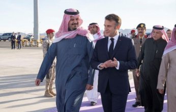 ماكرون يغادر السعودية بعد زيارة استمرت ثلاثة أيام