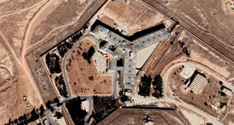 الدفاع المدنى السورى: انتهاء عمليات البحث عن معتقلين في زنازين وسراديب سرية الدفاع المدنى السورى: انتهاء عمليات البحث عن معتقلين في زنازين وسراديب سرية