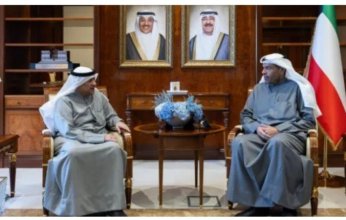 وزير الخارجية الكويتي يبحث مع أمين مجلس التعاون الاستحقاقات المقبلة في إطار المنظومة الخليجية