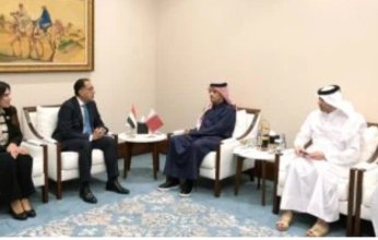 رئيس الوزراء المصري يعرب لنظيره القطري عن تطلعه لاستثمار التواصل بين الجانبين