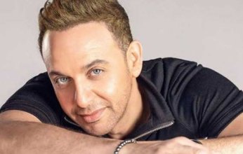 الليلة.. الفنان مصطفي قمر يحيي حفل غنائي علي مسرح البالون بمناسبة رأس السنة