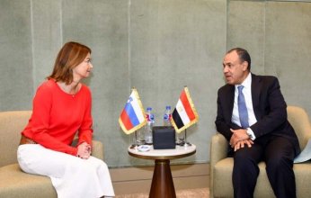 وزير الخارجية المصري يلتقى نظيرته السلوفينية ويشيد بتطور العلاقات الاقتصادية