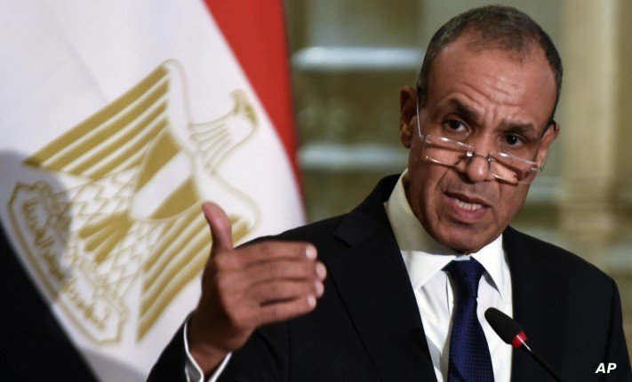 مصر تؤكد وقوفها إلى جانب سوريا.. وتدعو لصون مؤسسات الدولة مصر تؤكد وقوفها إلى جانب سوريا.. وتدعو لصون مؤسسات الدولة