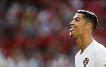 رونالدو يسخر من ميسي في "تحدي اليوتيوب"