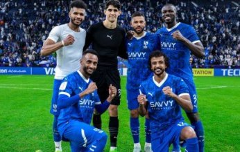 بثلاثية نظيفة.. الهلال السعودي يتجاوز كبوته أمام الغرافة القطري