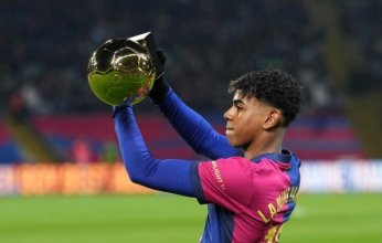 برشلونة يعلن حجم إصابة نجمه لامين يامال ومدة غيابه