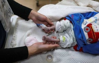 ارتفاع وفيات الأطفال في قطاع غزة جراء البرد إلى 7 أطفال