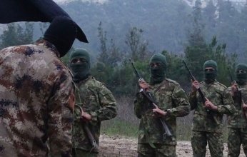القيادة السورية تنجح فى اقناع التنظيمات المسلحة بحل نفسها