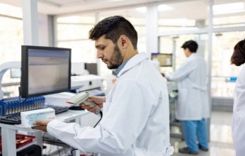 إطلاق 3 مصانع دوائية جديدة في الإمارات باستثمارات تصل إلى 308.7 مليون درهم