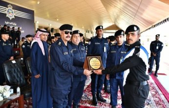 بالصور.. الداخلية الكويتية تنظم حفل تخريج الدفعة الـ 12 من طلبة مدرسة الشرطة