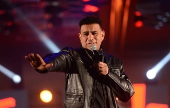 بالصور.. الليثي يشعل أولى فقرات حفل راس السنة ب«سميراميس» بحضور أسرة وائل جسار