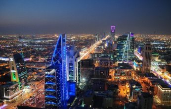 السعودية تفتح أبواب الاستثمار للأجانب في أسهم الشركات العقارية بمكة والمدينة