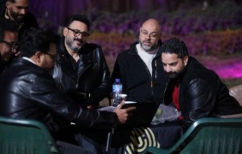 "خليجيون نيوز" في كواليس مسلسل "الكابتن" لأكرم حسني (صور)