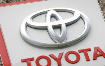 تويوتا تدخل سباق الفضاء لمنافسة تسلا