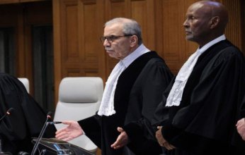 نواف سلام يصل إلى بيروت لبدء مشاروات تشكيل الحكومة اللبنانية