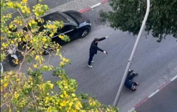 بالفيديو.. شاهد مقتل منفذ عملية الطعن في تل أبيب وسط إسرائيل