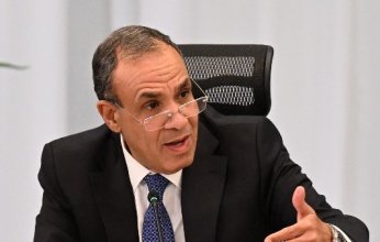 وزير الخارجية يؤكد ضرورة الالتزام بنص اتفاق إنهاء الحرب في قطاع غزة