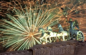 الاحتفال تحول إلى جنازة.. خمسة قتلى وعشرات الإصابات في ألمانيا جراء حوادث الألعاب النارية خلال احتفالات رأس السنة