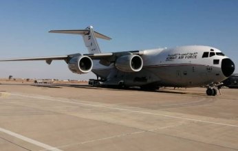 محملة بـ 40 طنا مساعدات غذائية.. وصول الطائرة الـ 15 من الجسر الجوي الكويتي إلى سوريا