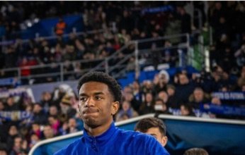 العنصرية تطول نجم ولاعب برشلونة الإسباني