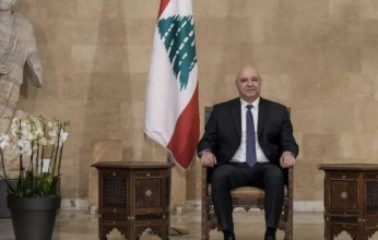 الرئيس اللبناني يبدأ استشاراته النيابية لتسمية رئيس مكلف لتشكيل الحكومة