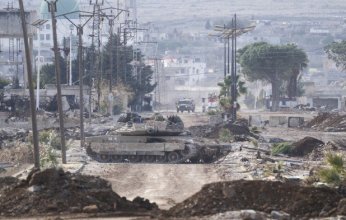 سوريا.. الاحتلال الإسرائيلي يحرق مبنى محافظة القنيطرة ويواصل تجريف الأراضي في ريفها