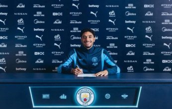 رسميا.. مانشستر سيتي يعلن ضم المصري عمر مرموش