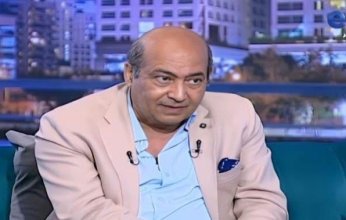 الناقد طارق الشناوي يتهم أشرف زكي بـ«تجريم الرأي» ويهاجمه بسبب أزمة شكري سرحان