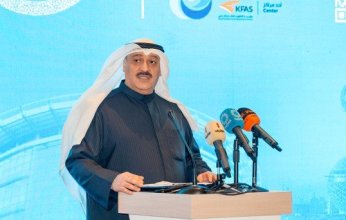 الكويت.. وزير الصحة يعتمد أسعار 146 دواء ومستحضرا صيدلانيا ومكملا غذائيا