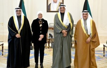 ولي العهد الكويتي يستقبل وزير المالية لتقديم رئيس وحدة التحريات المالية ونائبه بمناسبة تعيينهما بمنصبيهما