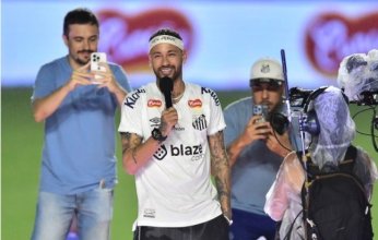 يذرف بالدموع.. سانتوس البرازيلي يقدم نيمار