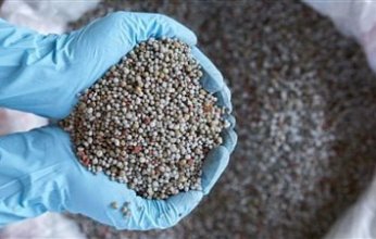 ارتفاع أسعار الأسمدة يفاقم أزمة أسعار الخضروات والفاكهة في مصر"