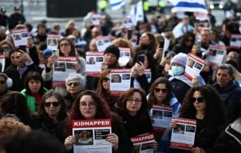 عائلات المحتجزين الإسرائيليين: إضراب عن الطعام الإثنين في الذكرى الـ500 لأسر أبنائنا في غزة