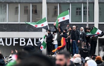 ألمانيا تفتح الباب أمام لاجئي سوريا لاستكشاف أوضاع بلادهم