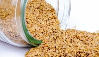 "السمسم: غذاء غني بالفوائد الصحية وداعم لصحة القلب والعظام"