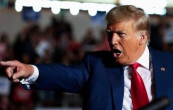 "نيويورك تايمز": سياسات ترامب التجارية ومواقفه الخارجية تهدد التحالفات بين واشنطن وحلفائها