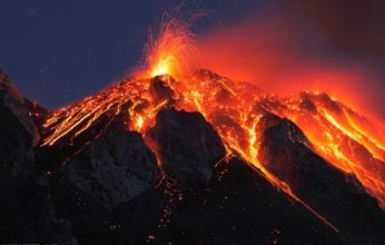 تعليق الرحلات الجوية بمطار كاتانيا الإيطالي مؤقتا بسبب بركان "إتنا"