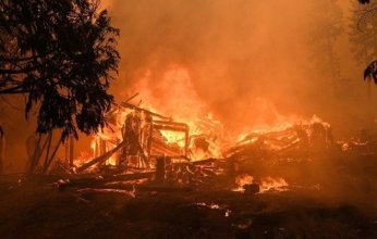 المغرب.. حريق ضخم يلتهم سوقًا شعبيًا في طنجة مخلفًا خسائر جسيمة.. فيديو