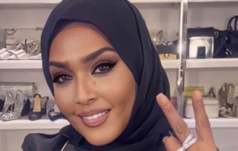 النجم المصري تامر حسني يهنئ الفنانة وعد بعد ارتدائها الحجاب ويوجه لها رسالة مؤثرة