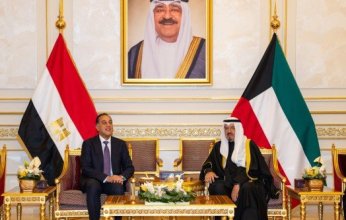 رئيس الوزراء المصري يصل إلى الكويت في زيارة رسمية