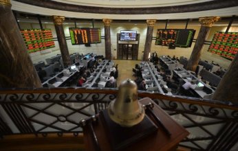 أسهم البورصة المصرية تكسب 60 مليار جنيه في يناير 2025 وسط ترقب لشطب "حديد عز"